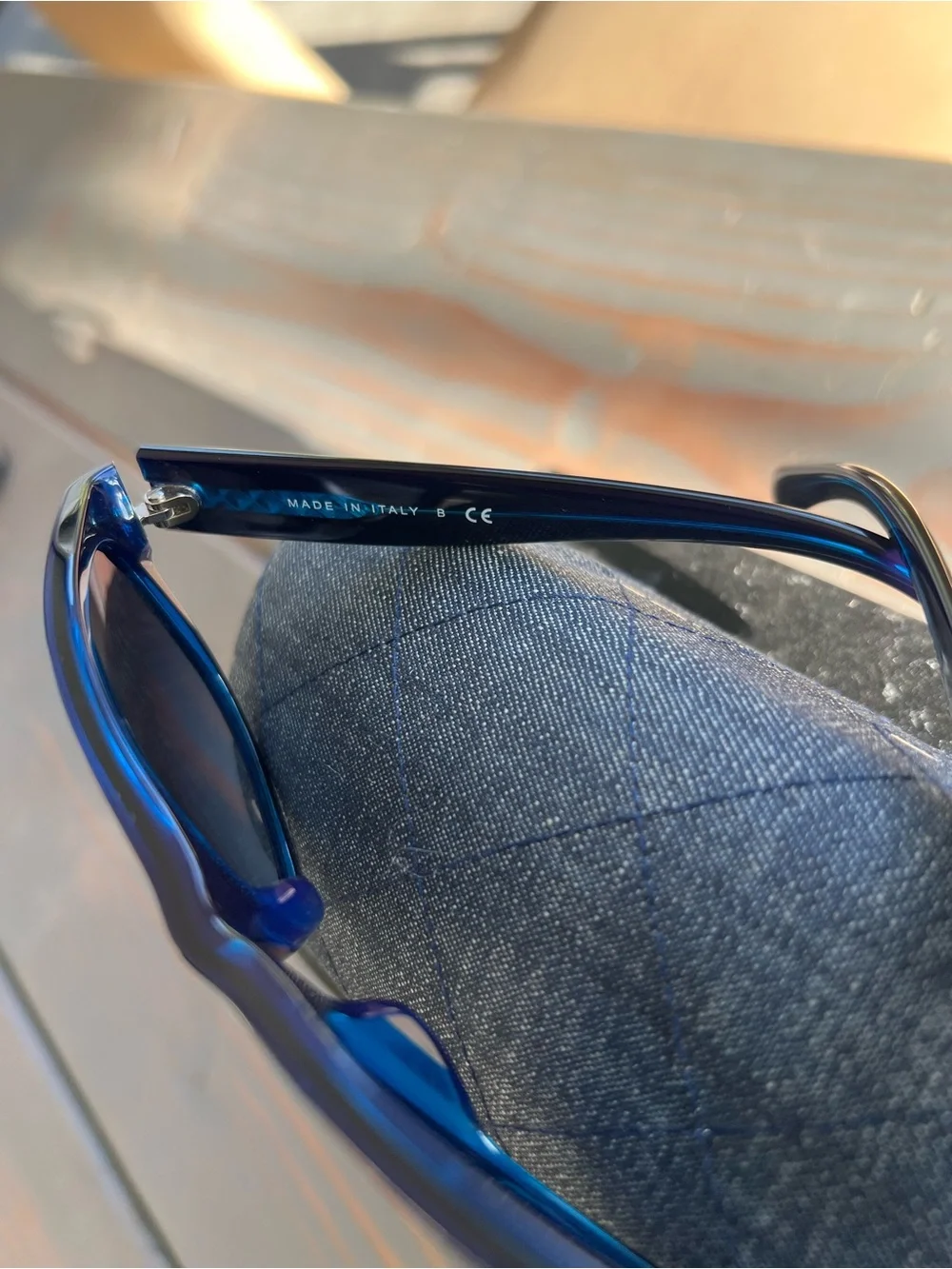 CHANEL Blue Gradient Cat-Eye Sunglasses with Gold CC Temples Style 5182